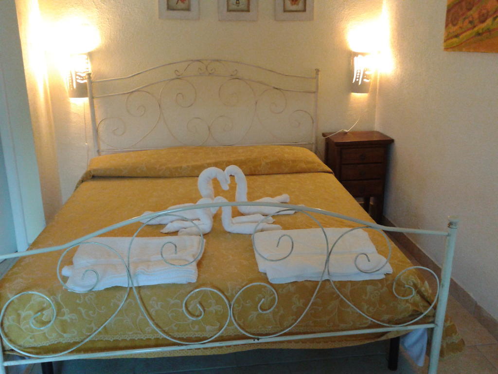 Villa Mediterranea Торре дель'Орсо Номер фото